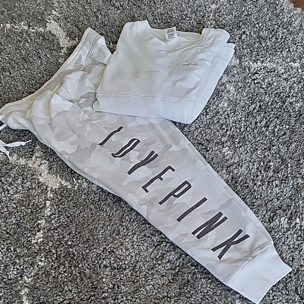 PINK Victoria's Secret White and Gray Sweatshirt and Joggers Set